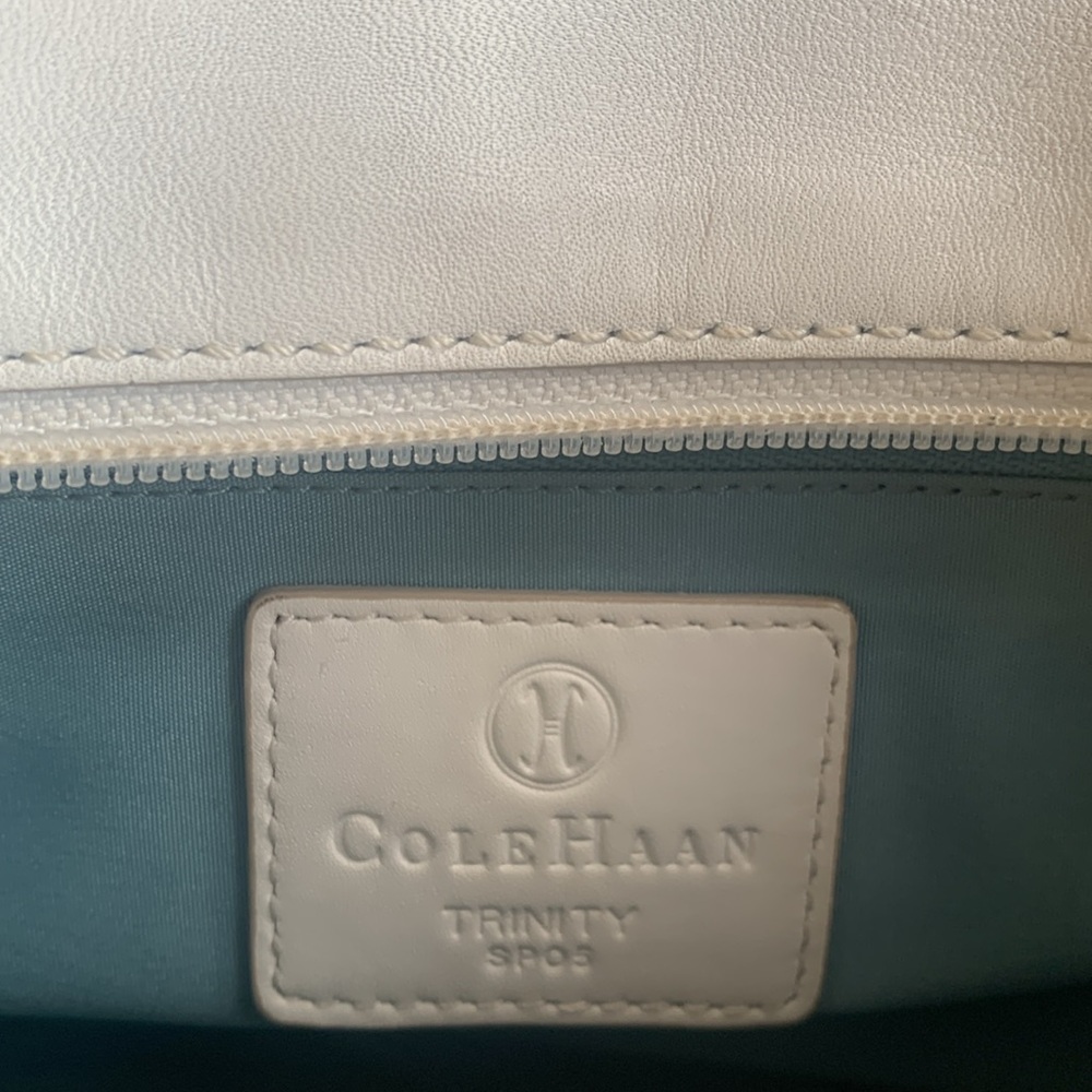 ColeHaan leather purse, pre used/enjoyed. - Picture 6 of 9